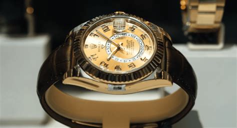 why does rolex stop ticking|how to keep Rolex ticking.